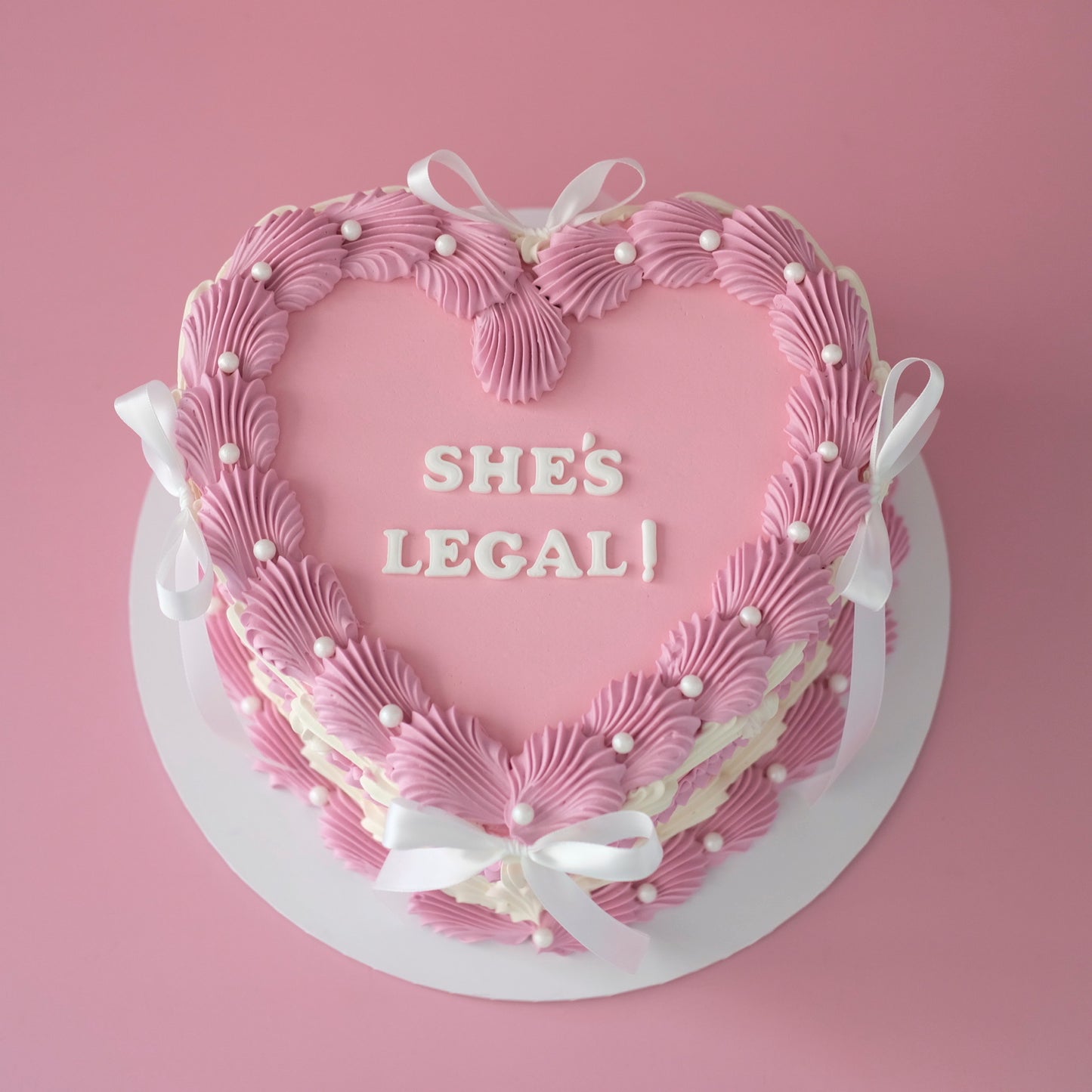 Vintage Heart Cake | Pearl White & Coquette