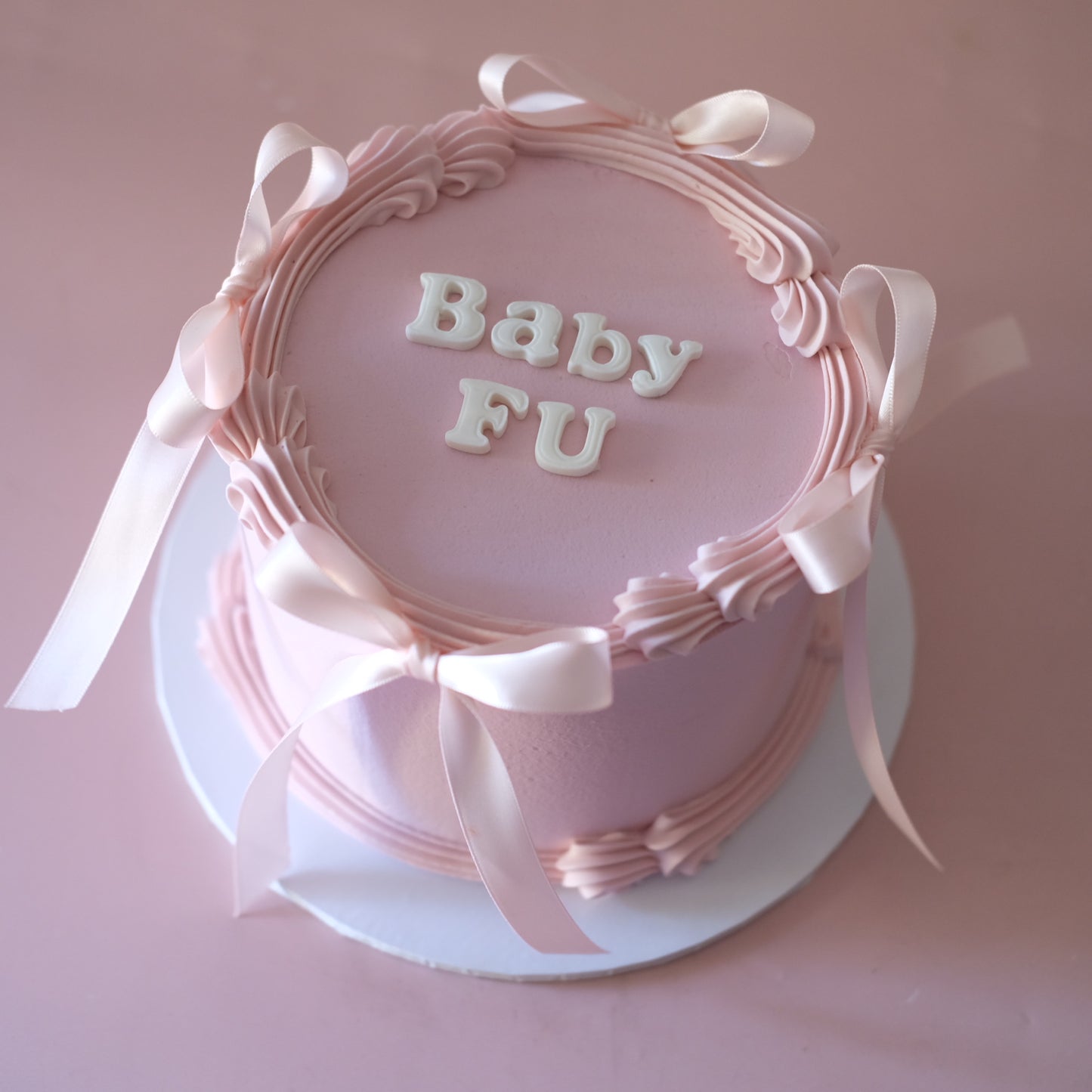 Mini Round Coquette Vintage Cake