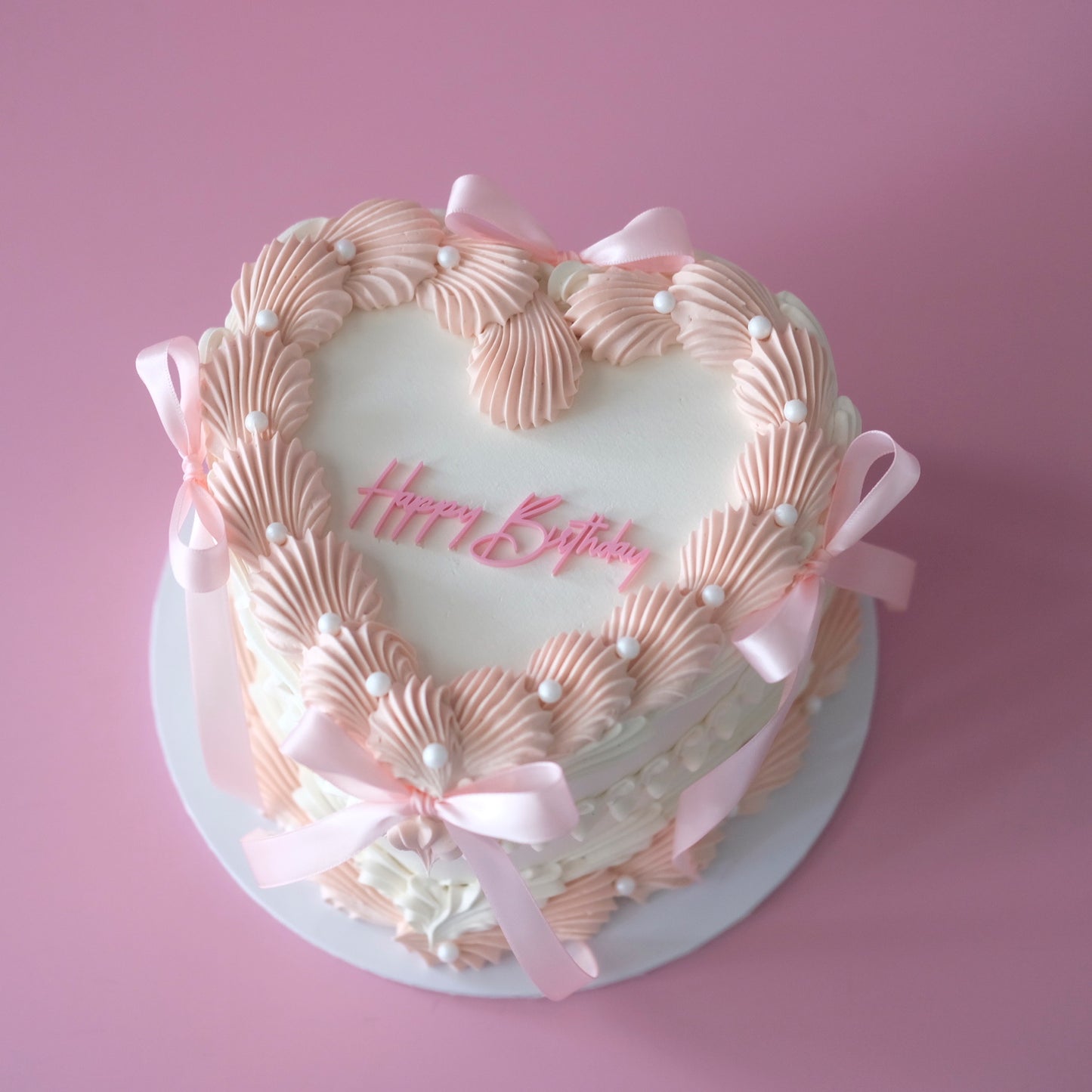 Vintage Heart Cake | Pearl White & Coquette