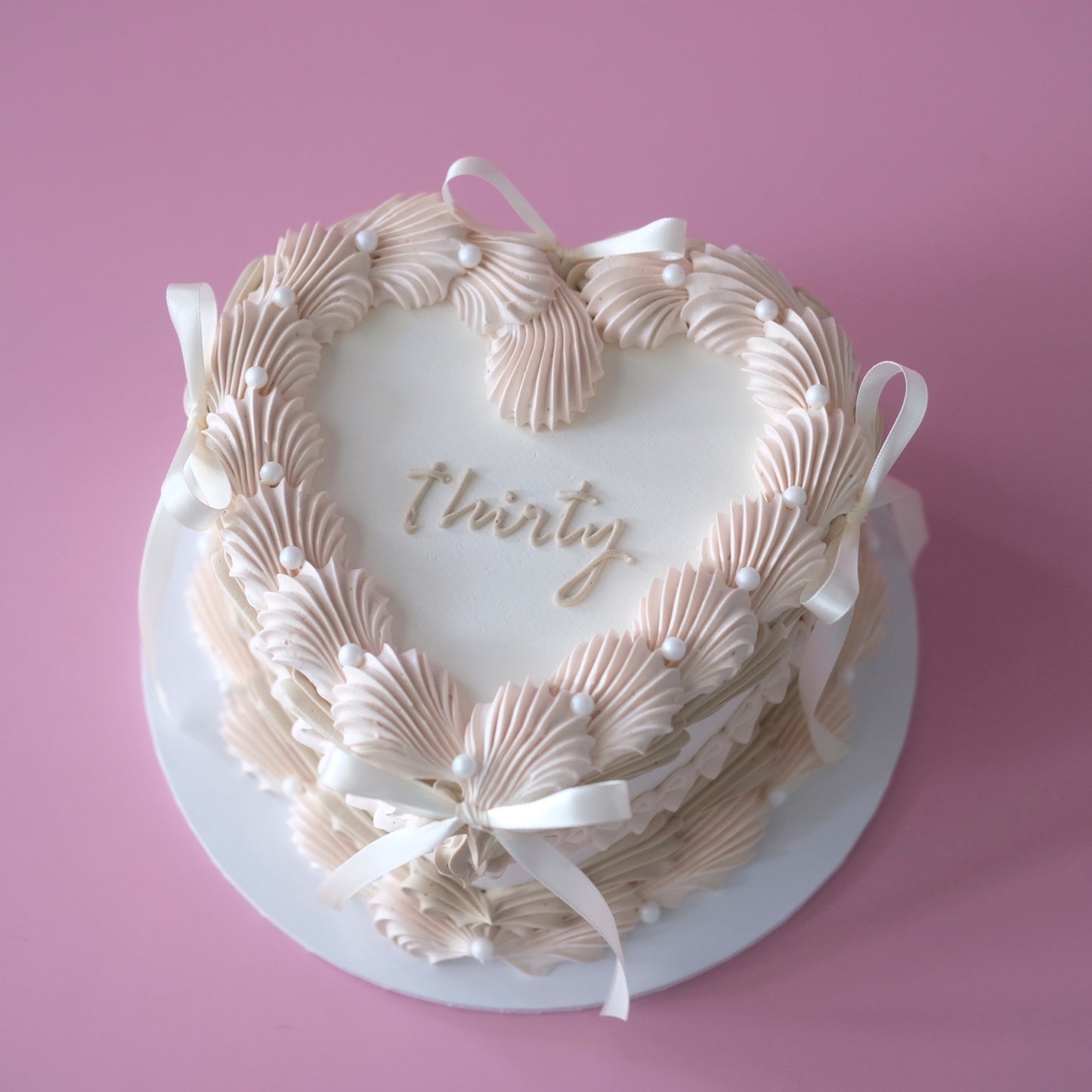 Vintage Heart Cake | Pearl White & Coquette
