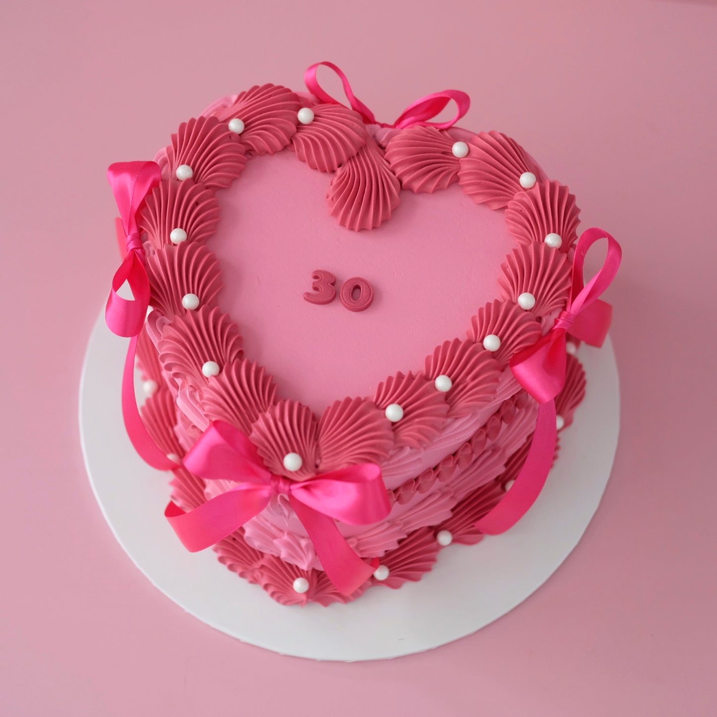 Vintage Heart Cake | Pearl White & Coquette