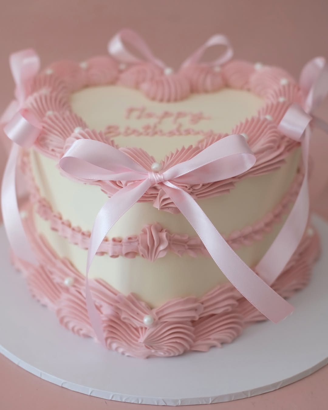 Vintage Heart Cake | Pearl White & Coquette