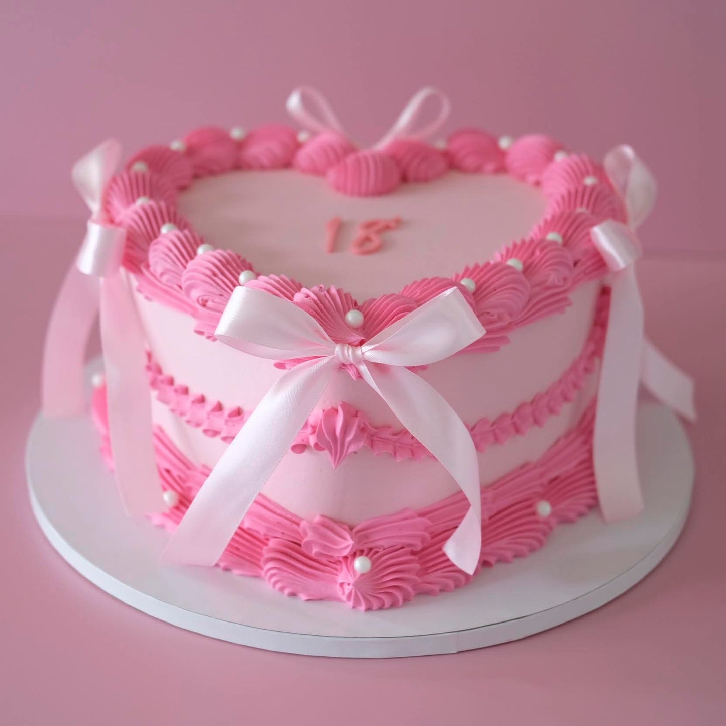 Vintage Heart Cake | Pearl White & Coquette