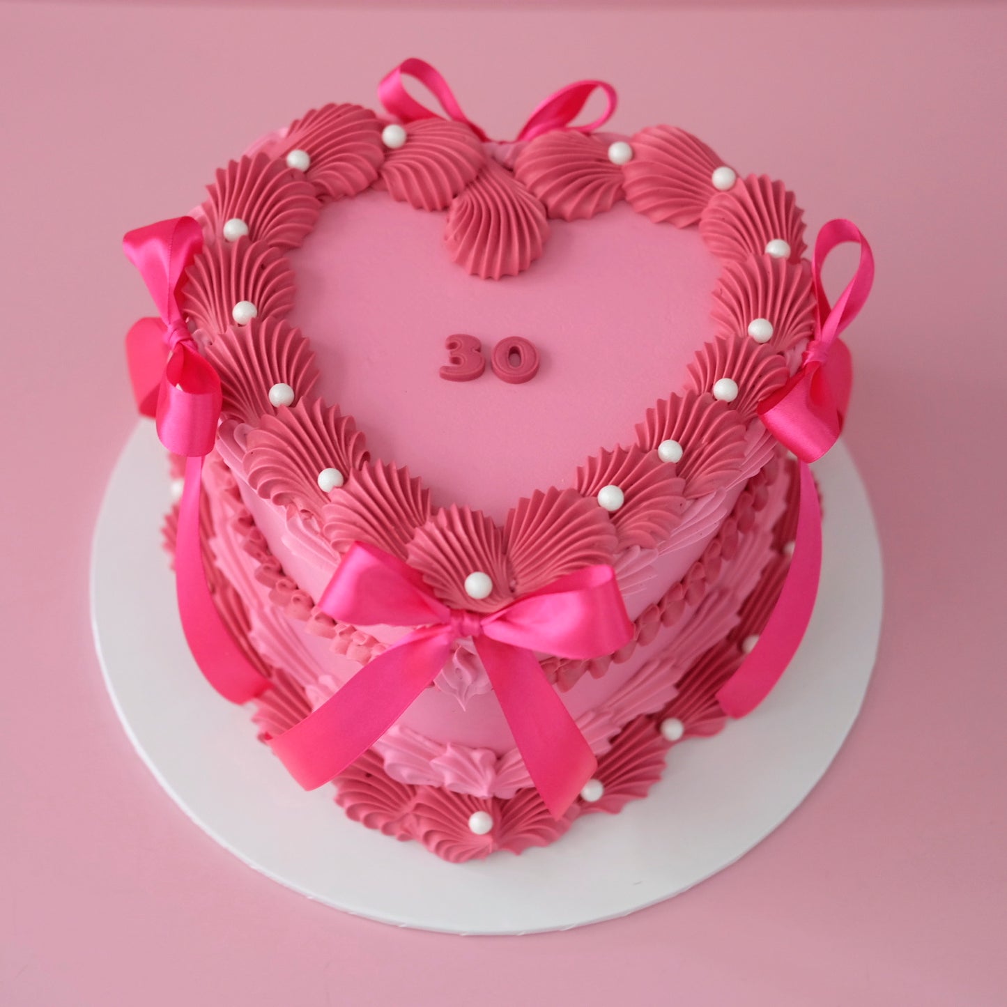 Vintage Heart Cake | Pearl White & Coquette