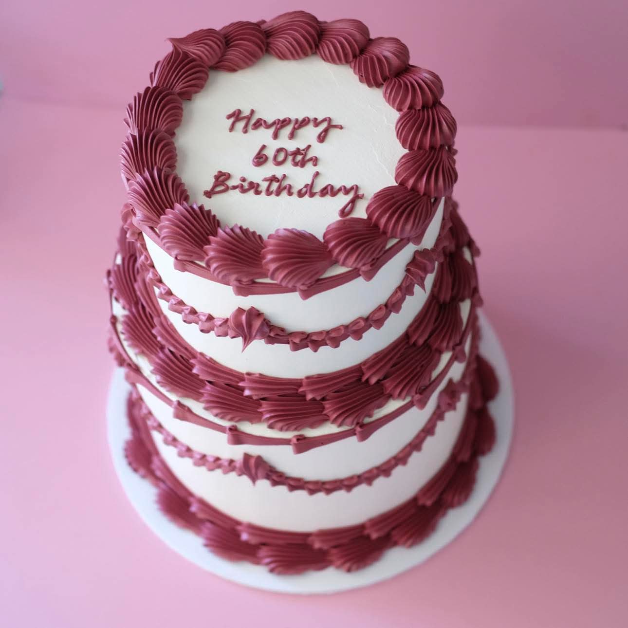 Classic Round Vintage Cake | 2 Tiers