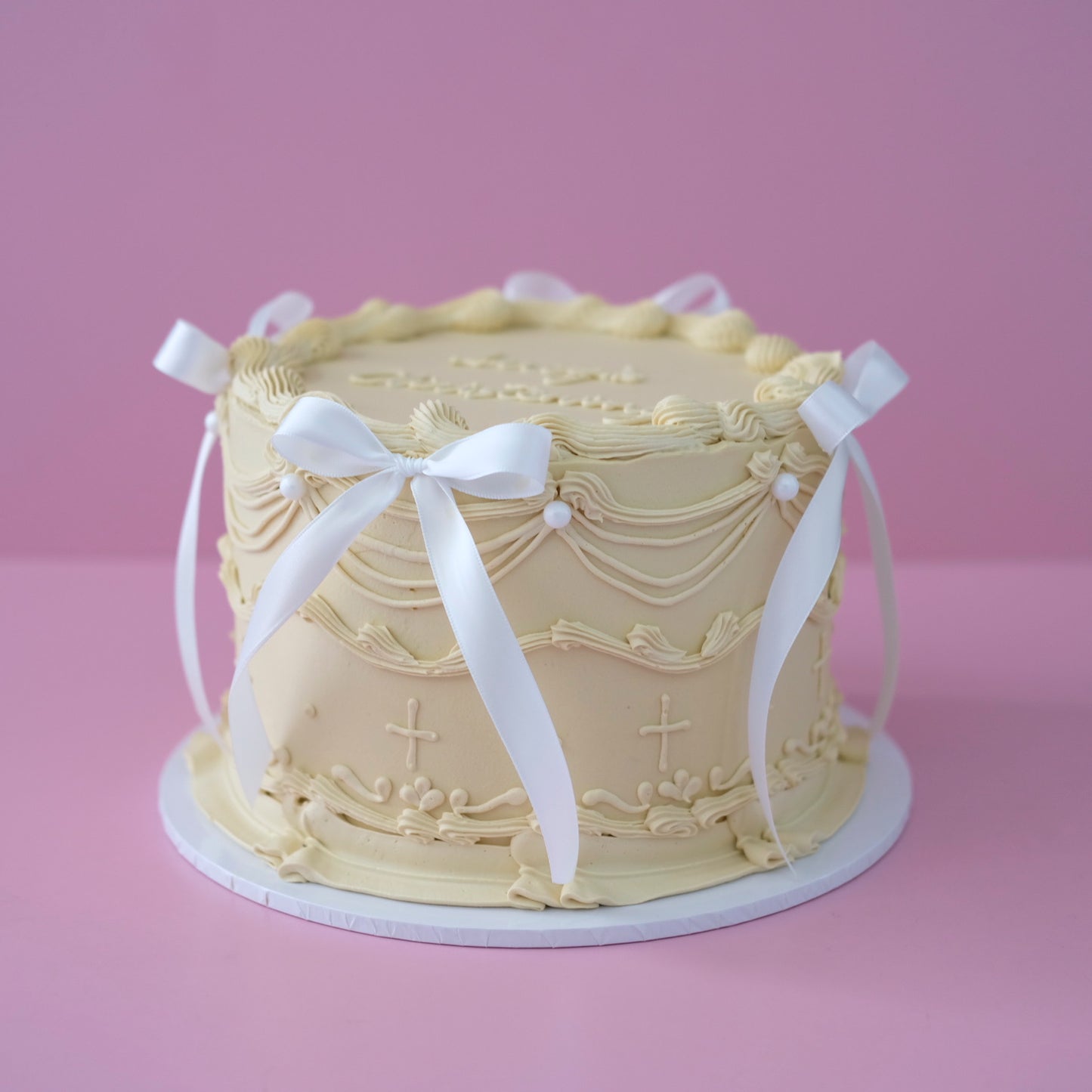 Vintage Round Cake | Eternal Blessings