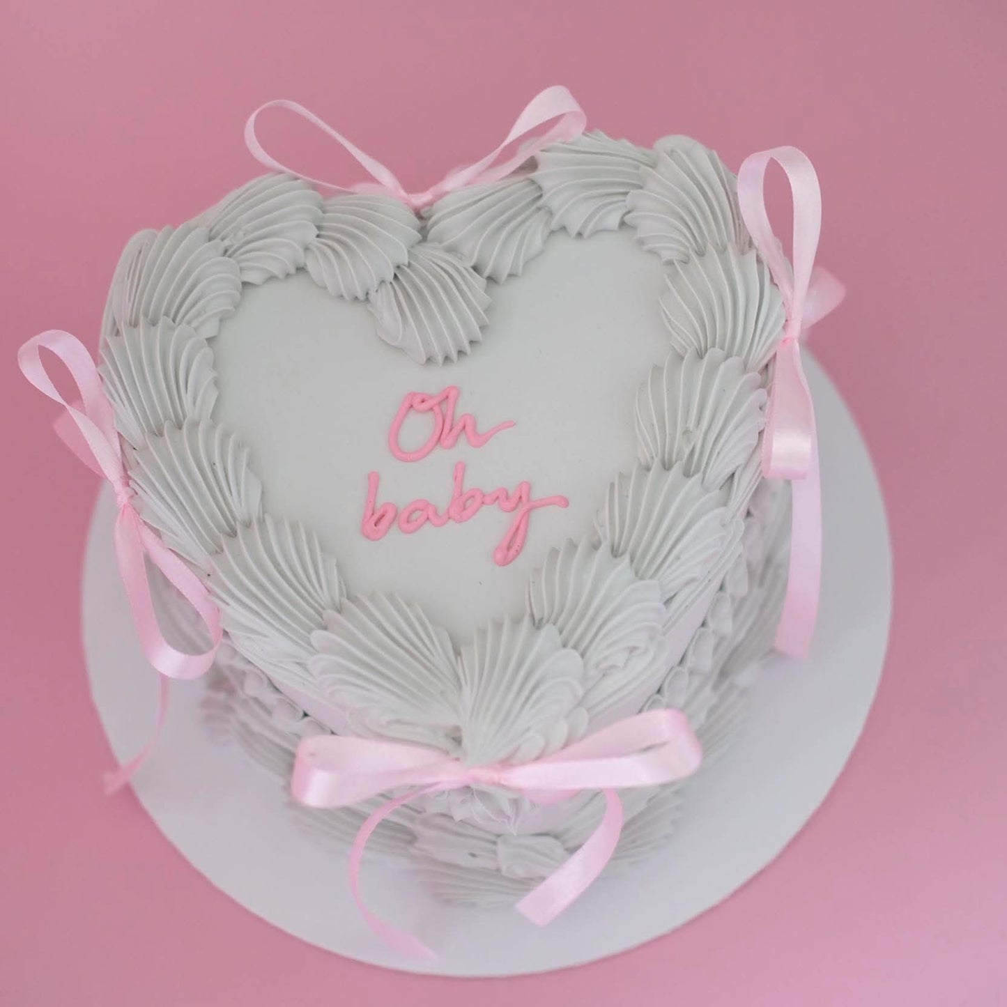 Monochrome Vintage Heart & Coquette Cake