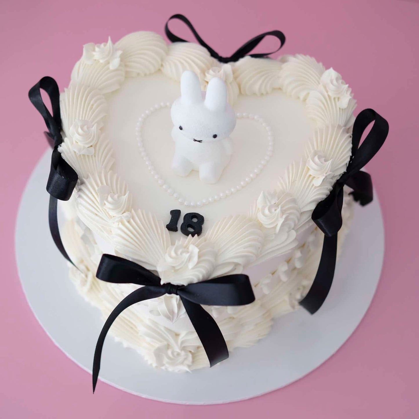 Miffy Vintage Heart Cake