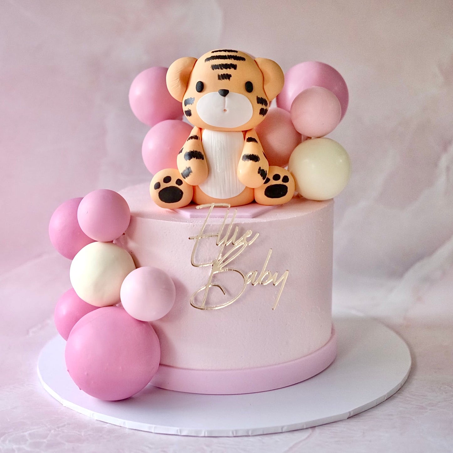 Tiger & Balloon | Themed Novelty Cake
