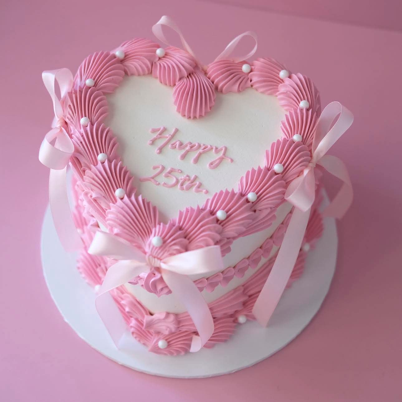 Vintage Heart Cake | Pearl White & Coquette