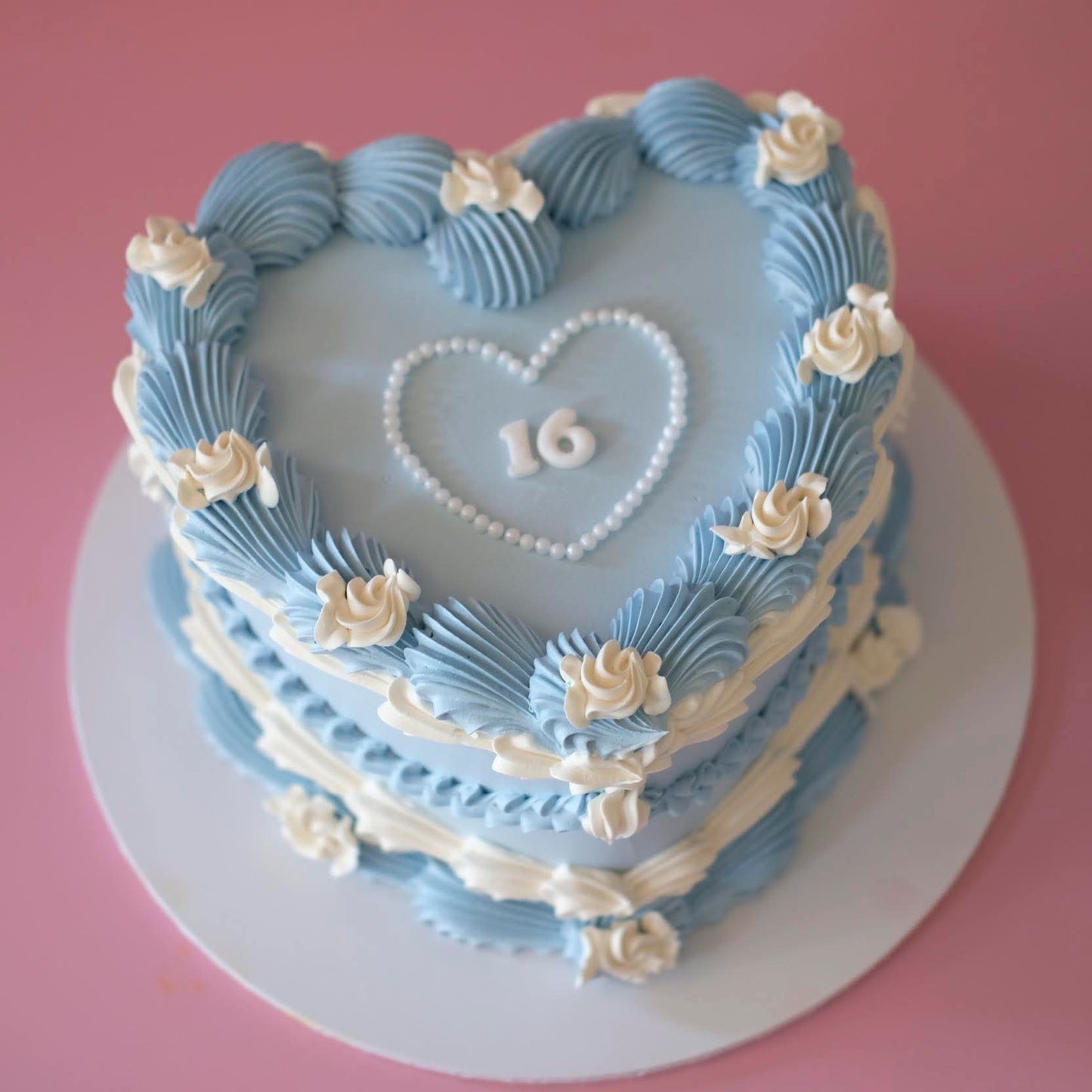 Pearl Heart Plaque & Rosette | Vintage Heart Cake
