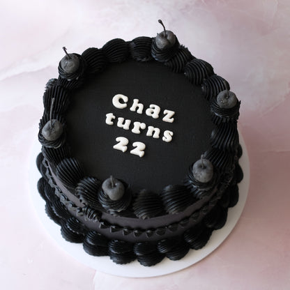 Black Vintage Round Cake | Black Cherries