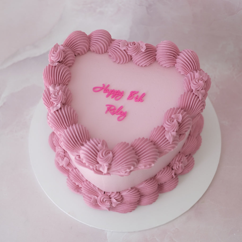 Vintage Heart Cake | Pretty & Simple / ACRYLIC TEXT