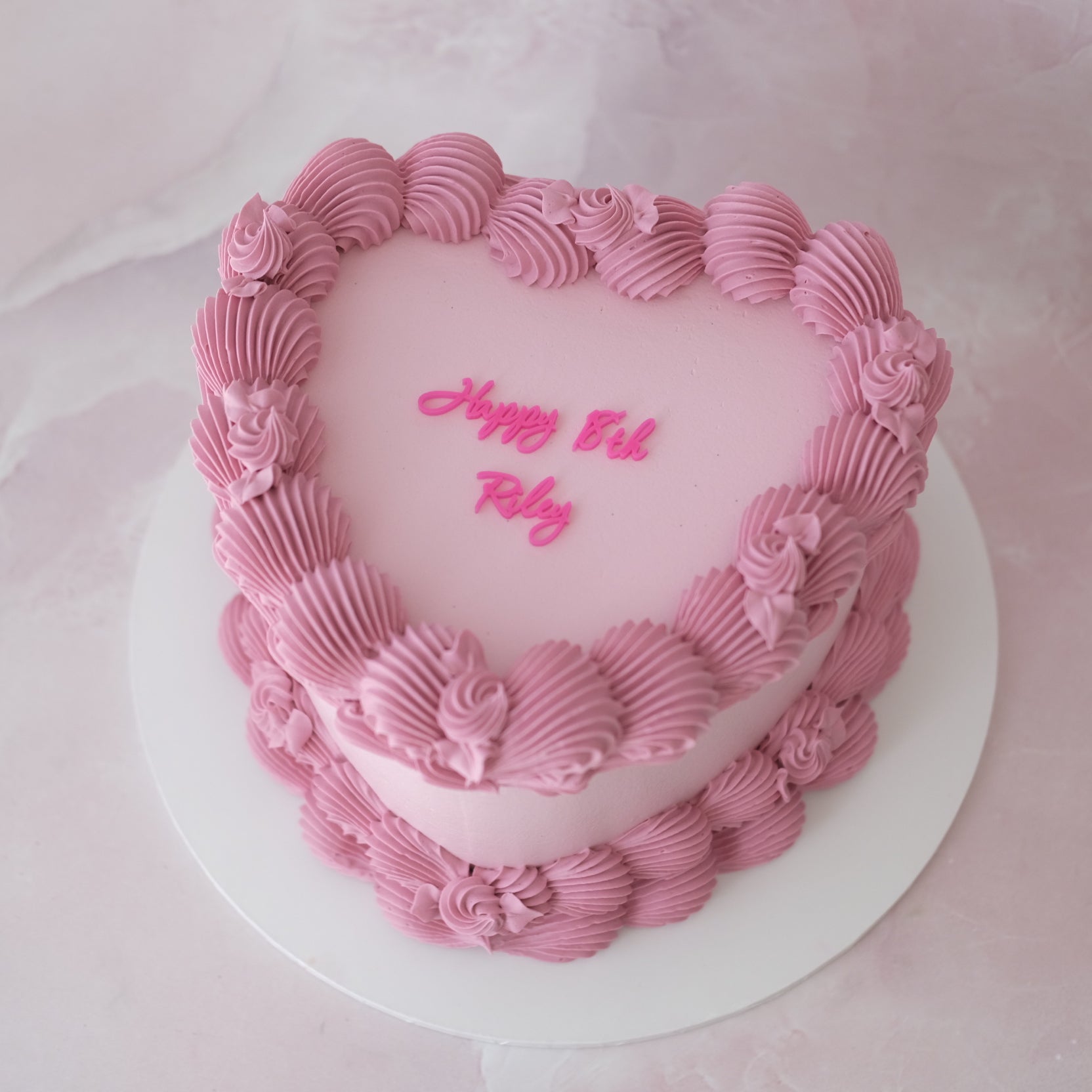 Vintage Heart Cake | Pretty & Simple / ACRYLIC TEXT