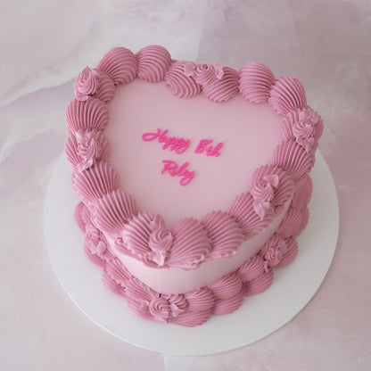 Vintage Heart Cake | Pretty & Simple