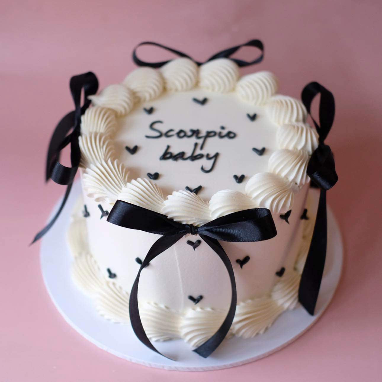 Vintage Round Cake | Mini Hearts & Coquette
