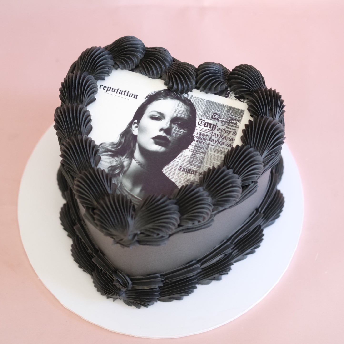 Edible Image Vintage Cake | Monochrome