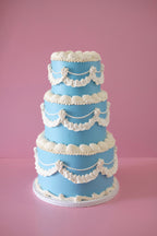 Heirloom Round Vintage Cake | 3 Tiers / POLYCHROME