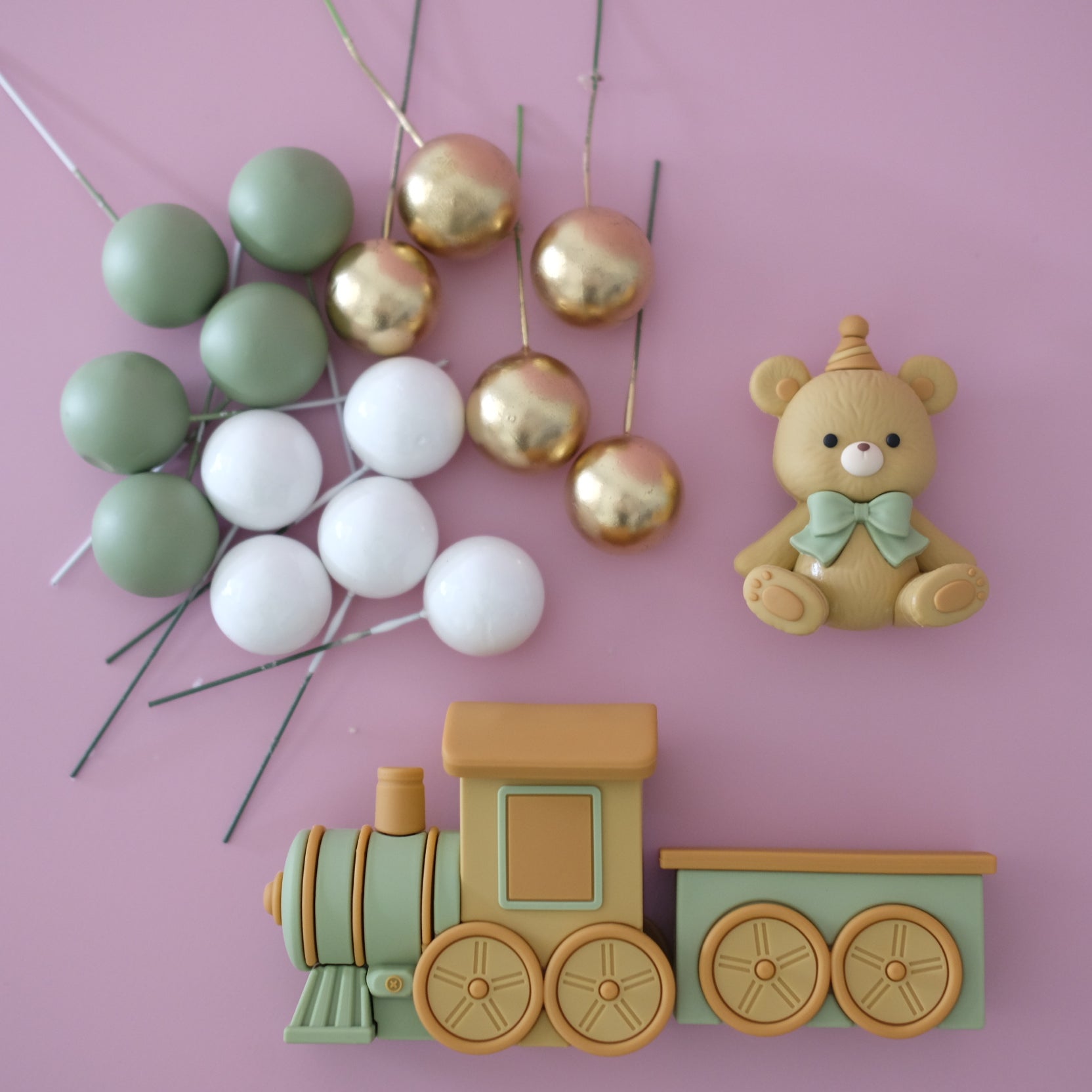 Create your own novelty cake!