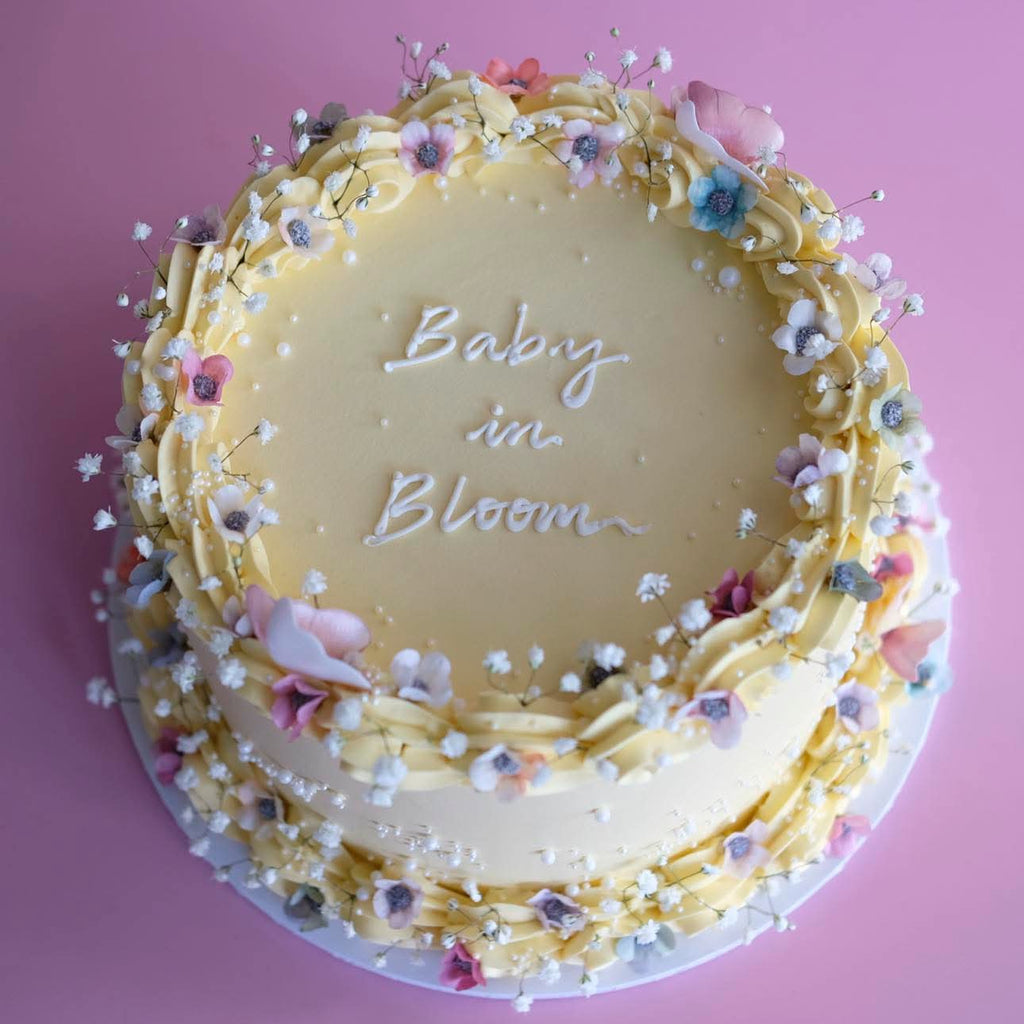 Enchanted Round Vintage Cake