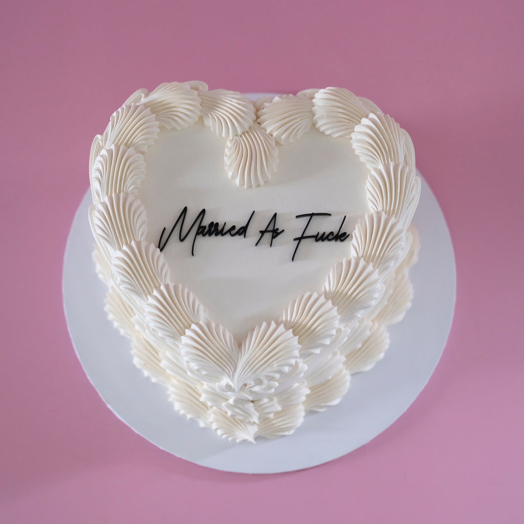 Basic White Vintage Heart Cake | BLACK ACRYLIC Text