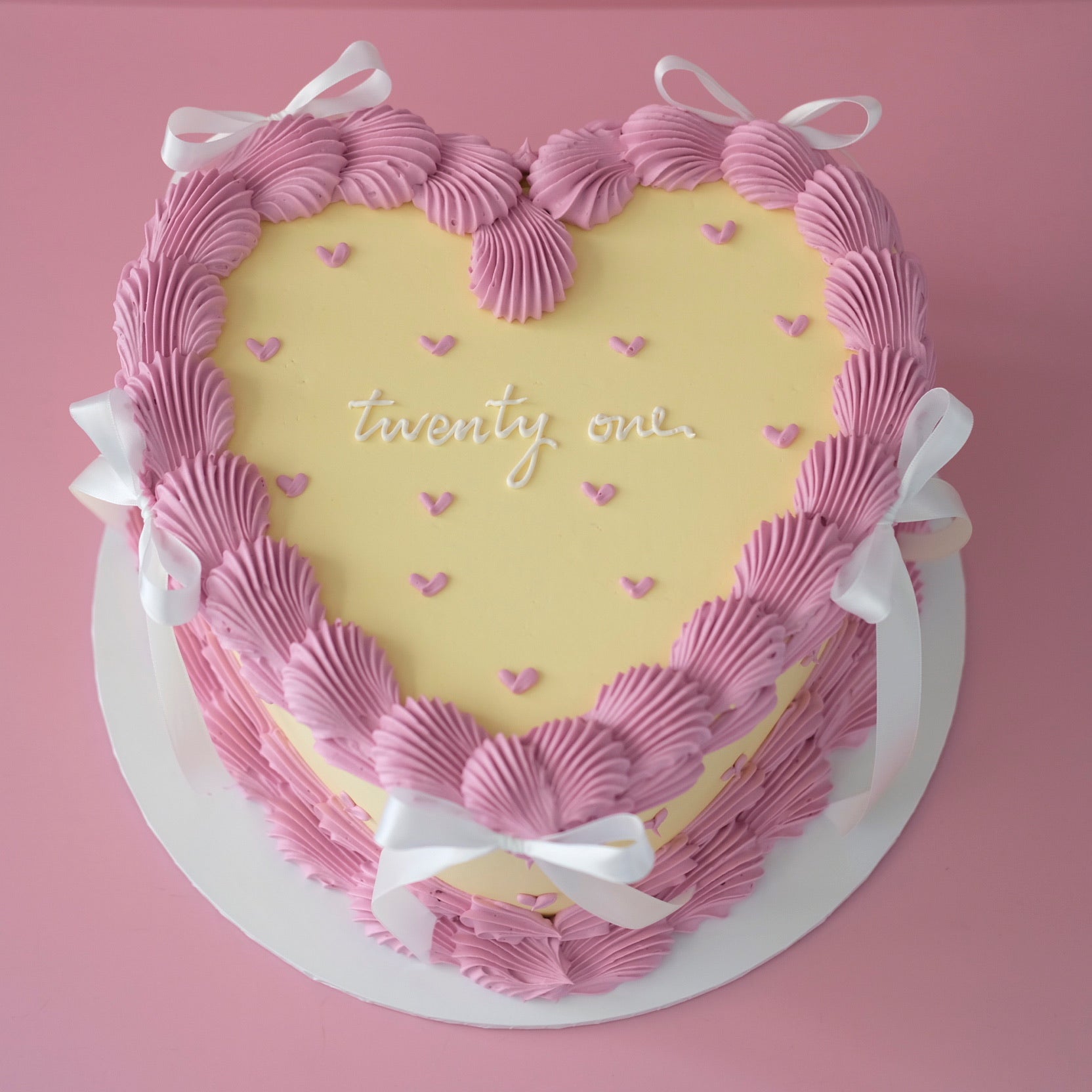 Vintage Heart Cake | Mini Hearts & Coquette