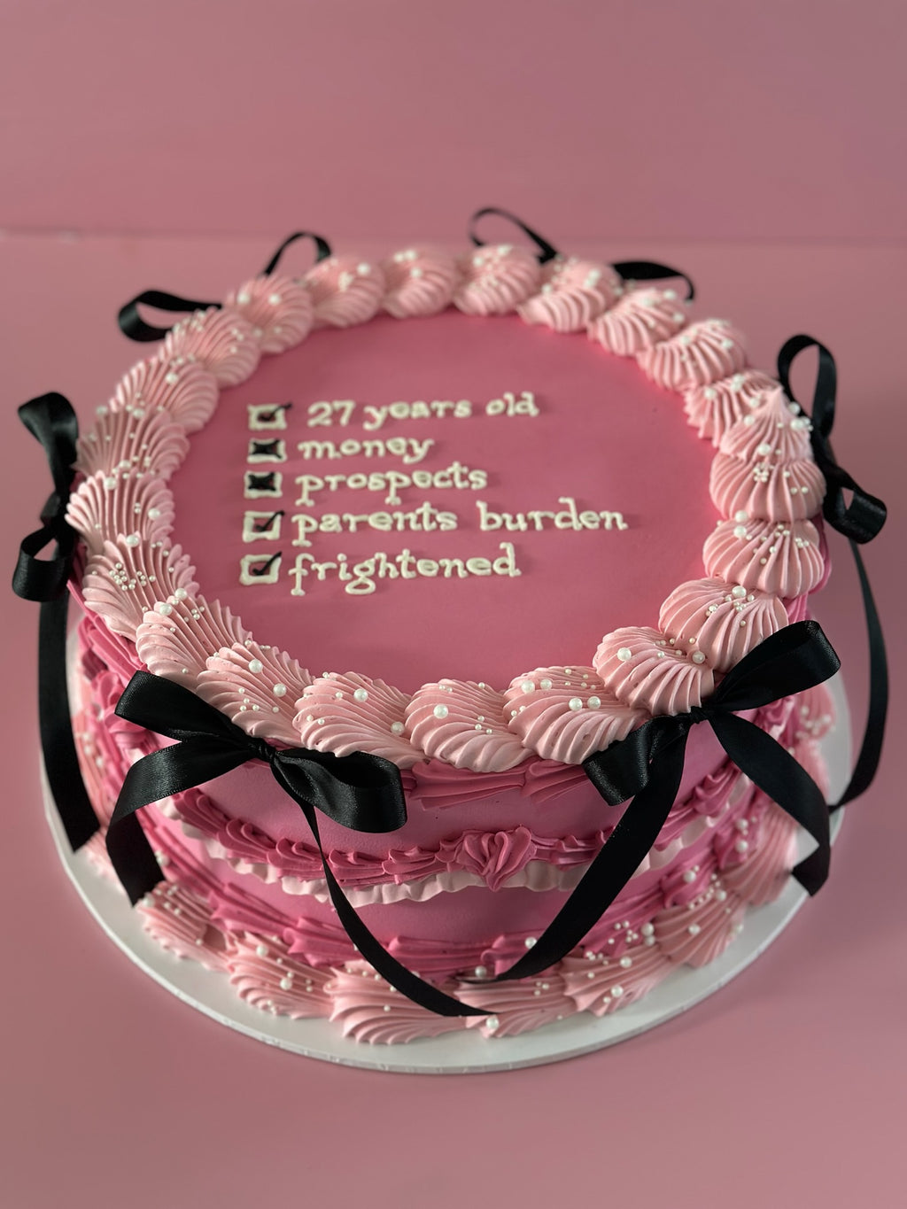 Vintage Round Cake | Pride and Prejudice