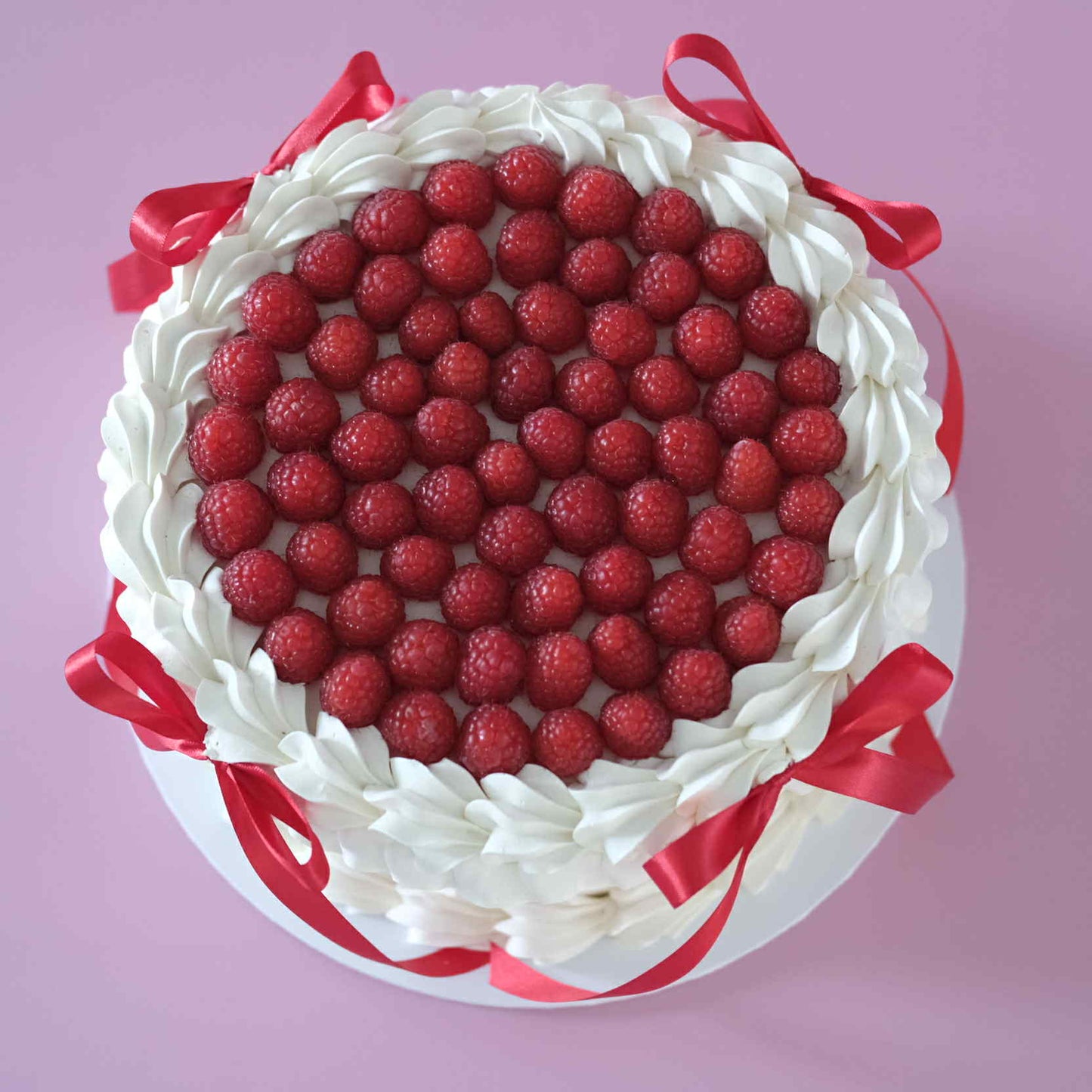 Vintage Round Cake | Fresh Raspberry & Coquette - VIVIENNE