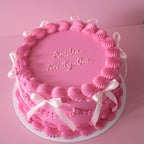 Ever So Chic Round Coquette Vintage Cake