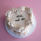 Vintage Heart Cake | Floral Petal Pearl