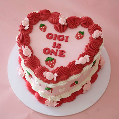 Strawberry Daisies Vintage Heart Cake