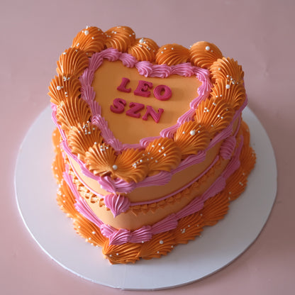 Vintage Heart Cake | Sprinkle-tastic!