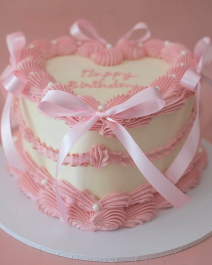 Vintage Heart Cake | Pearl White & Coquette