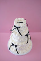 Signature Round Vintage Cake | 3 Tiers & Coquette / MONOCHROME