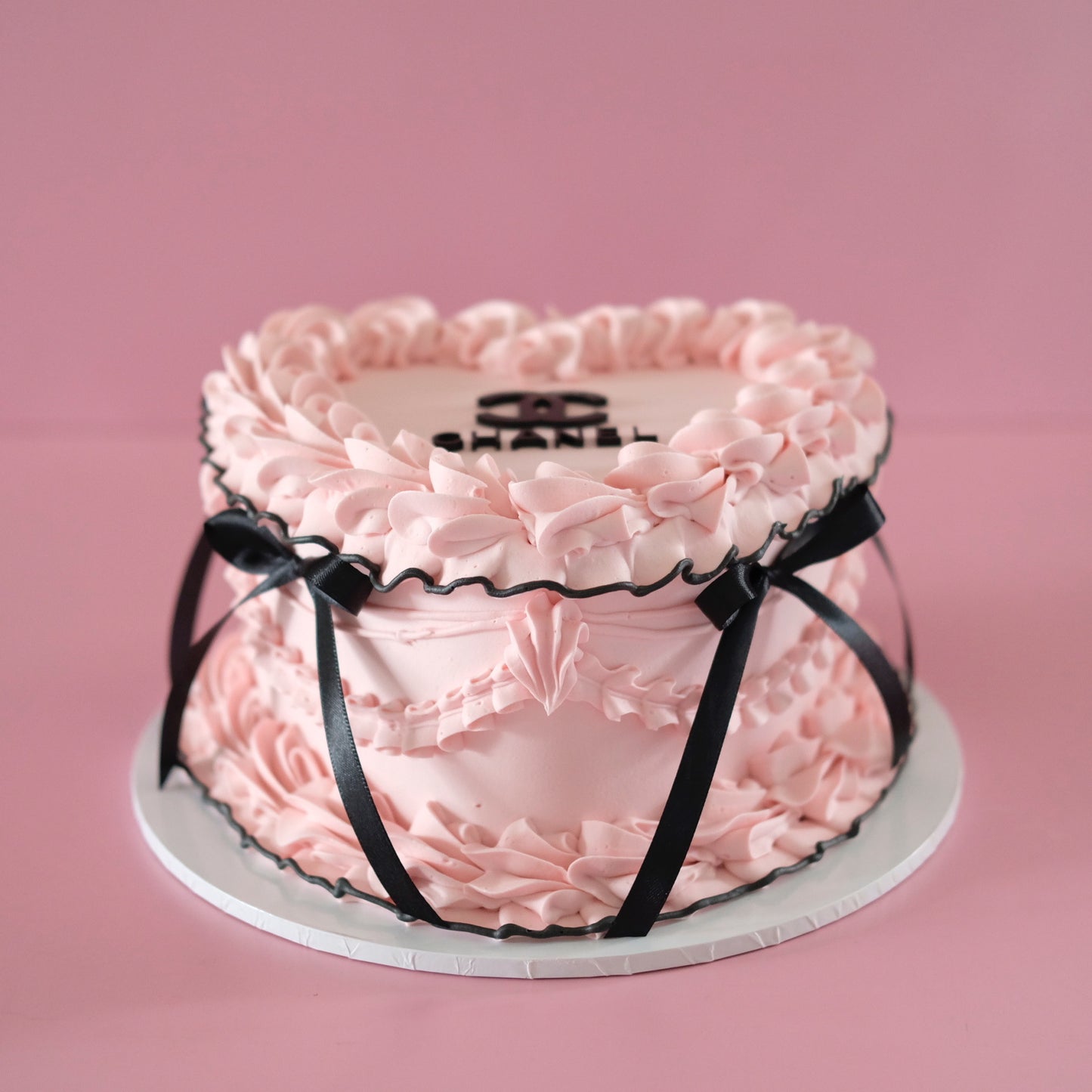 Vintage Heart Cake | Luxury Brand Logo