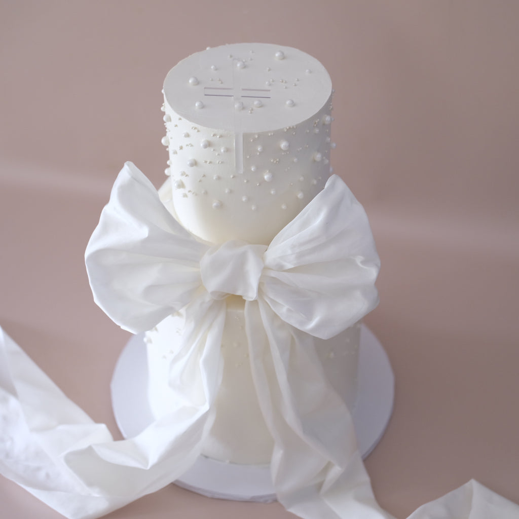 Statement Cake | White Pearl & Bow | 2 Tiers