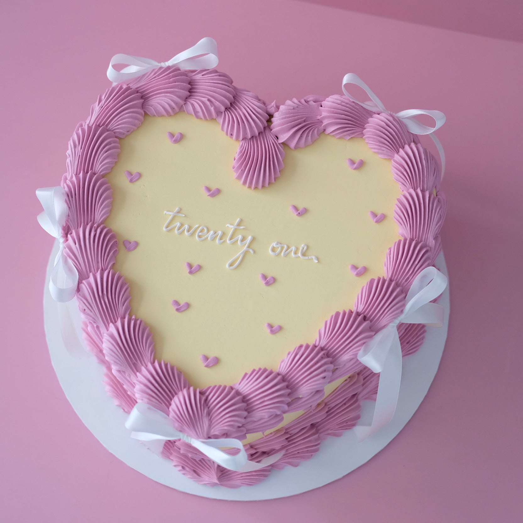 Vintage Heart Cake | Mini Hearts & Coquette