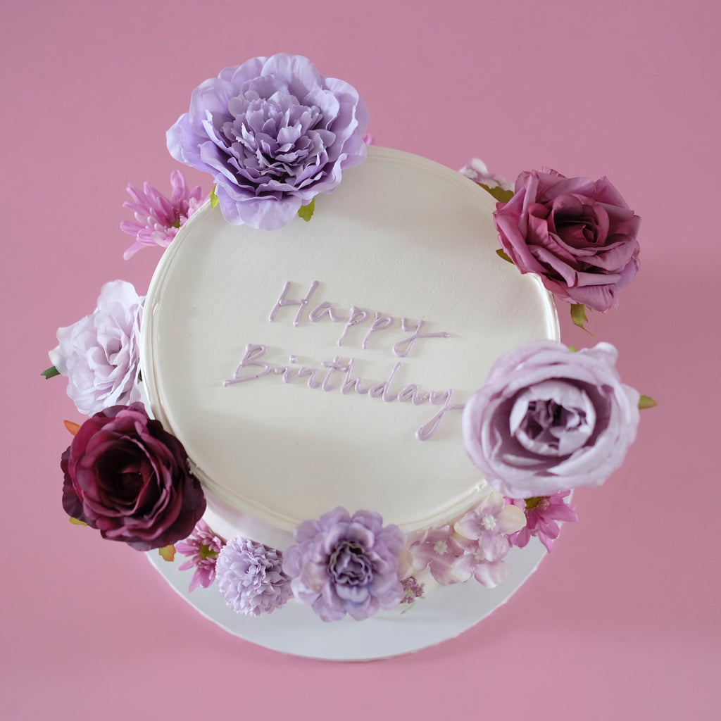 Vintage Round Cake | Wildflower Bloom