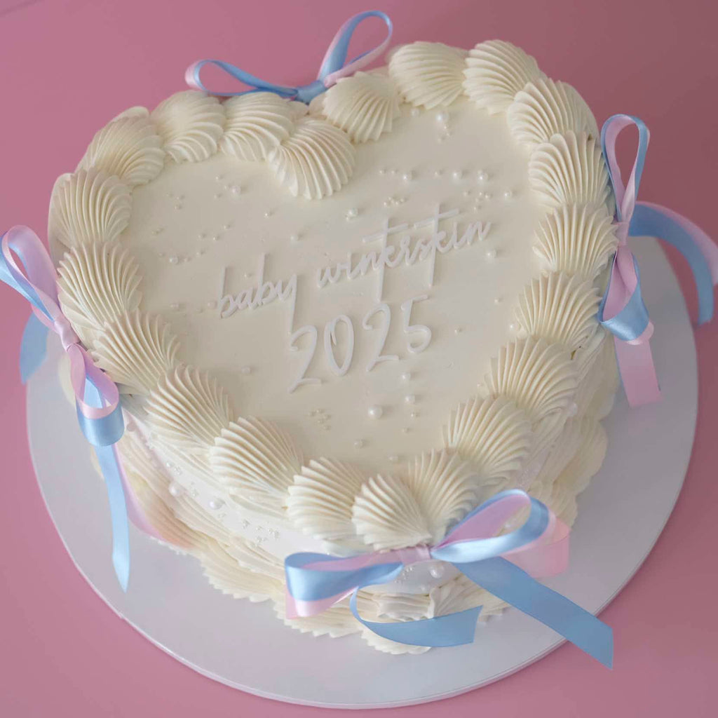 Gender Reveal Extra White Pearl Vintage Heart Cake | Two-Tone Ribbon