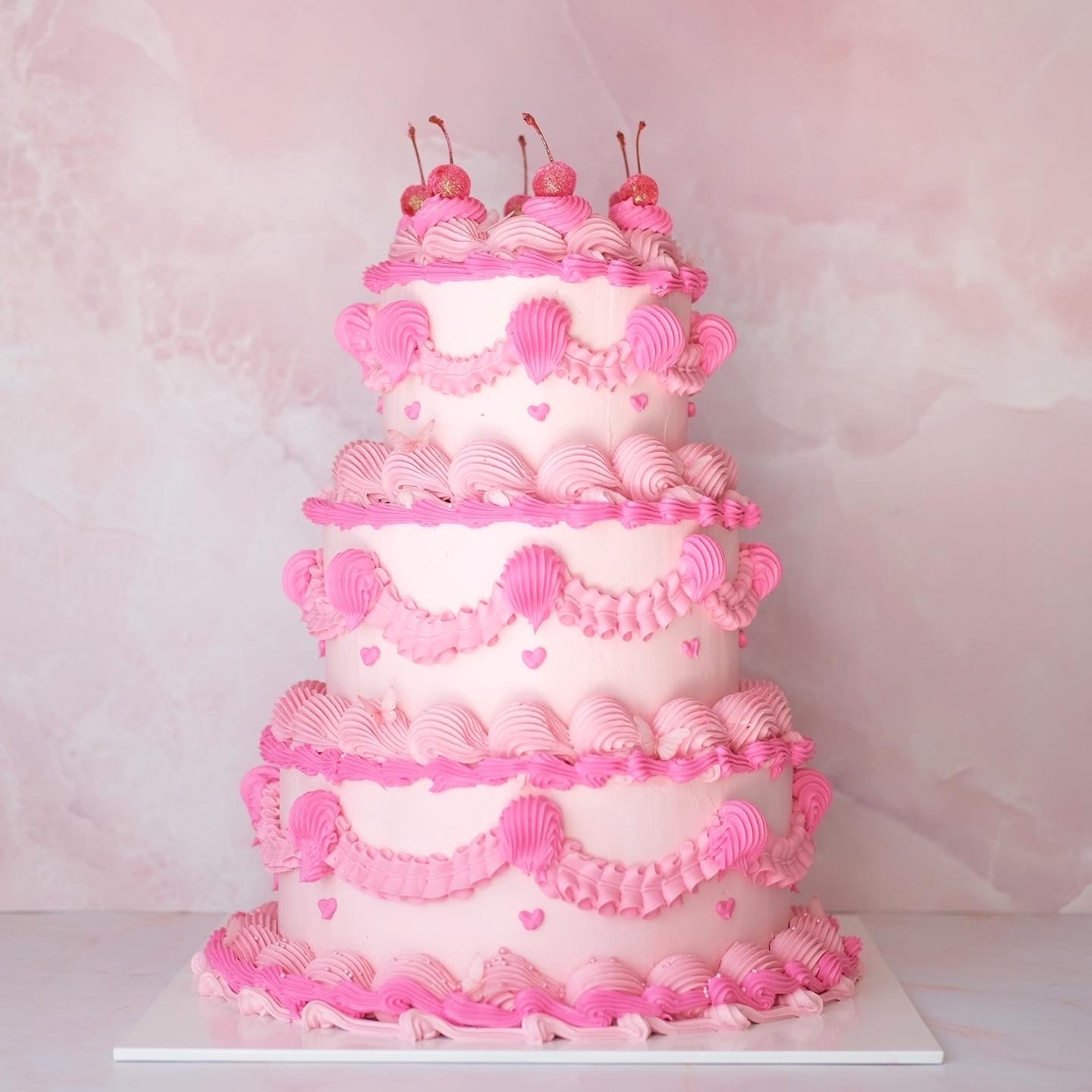 BOLD Classic Mini Hearts Cherry Round Vintage Cake | 3 Tiers / POLYCHROME