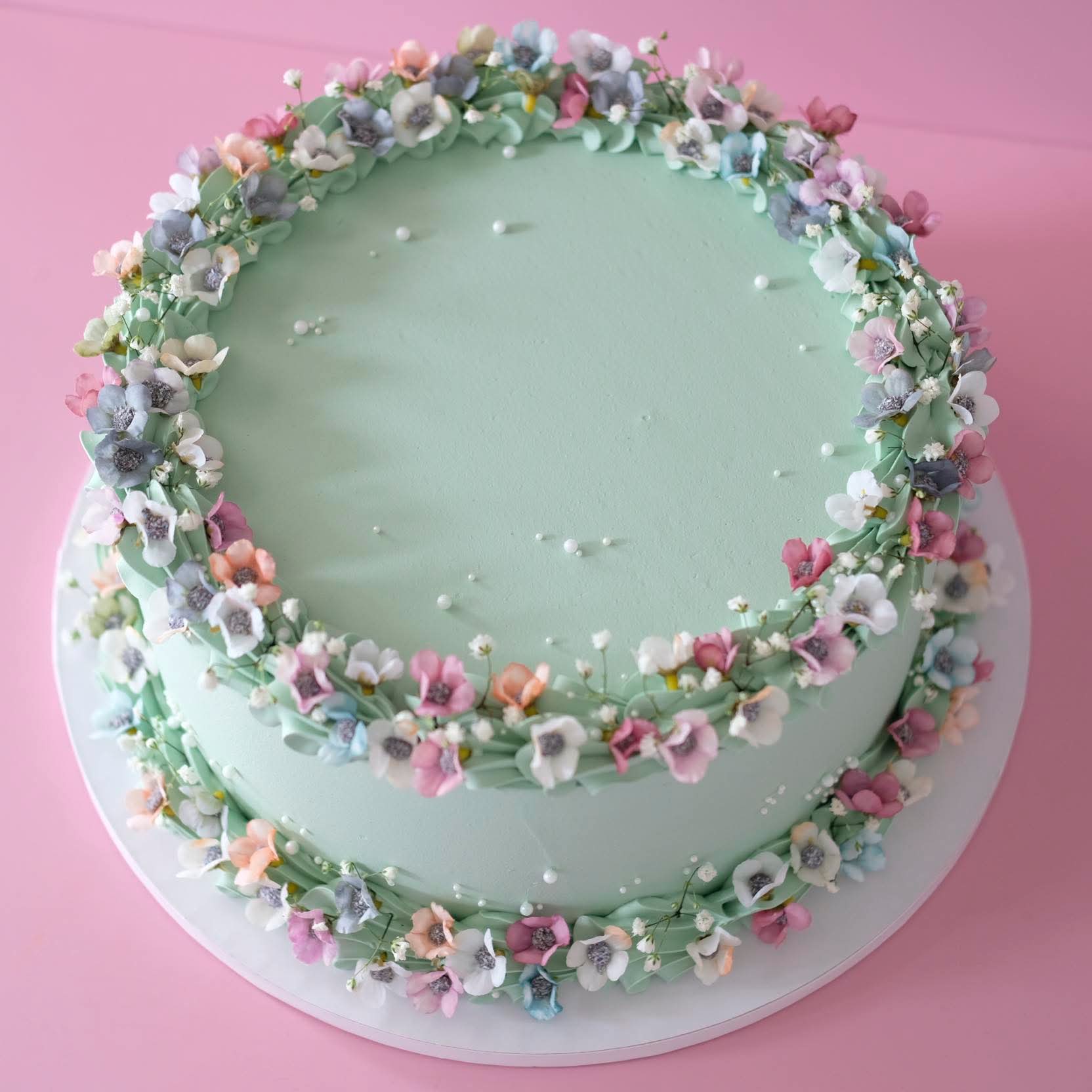 Enchanted Round Vintage Cake