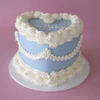 Classic Vintage Heart Cake | Pearl