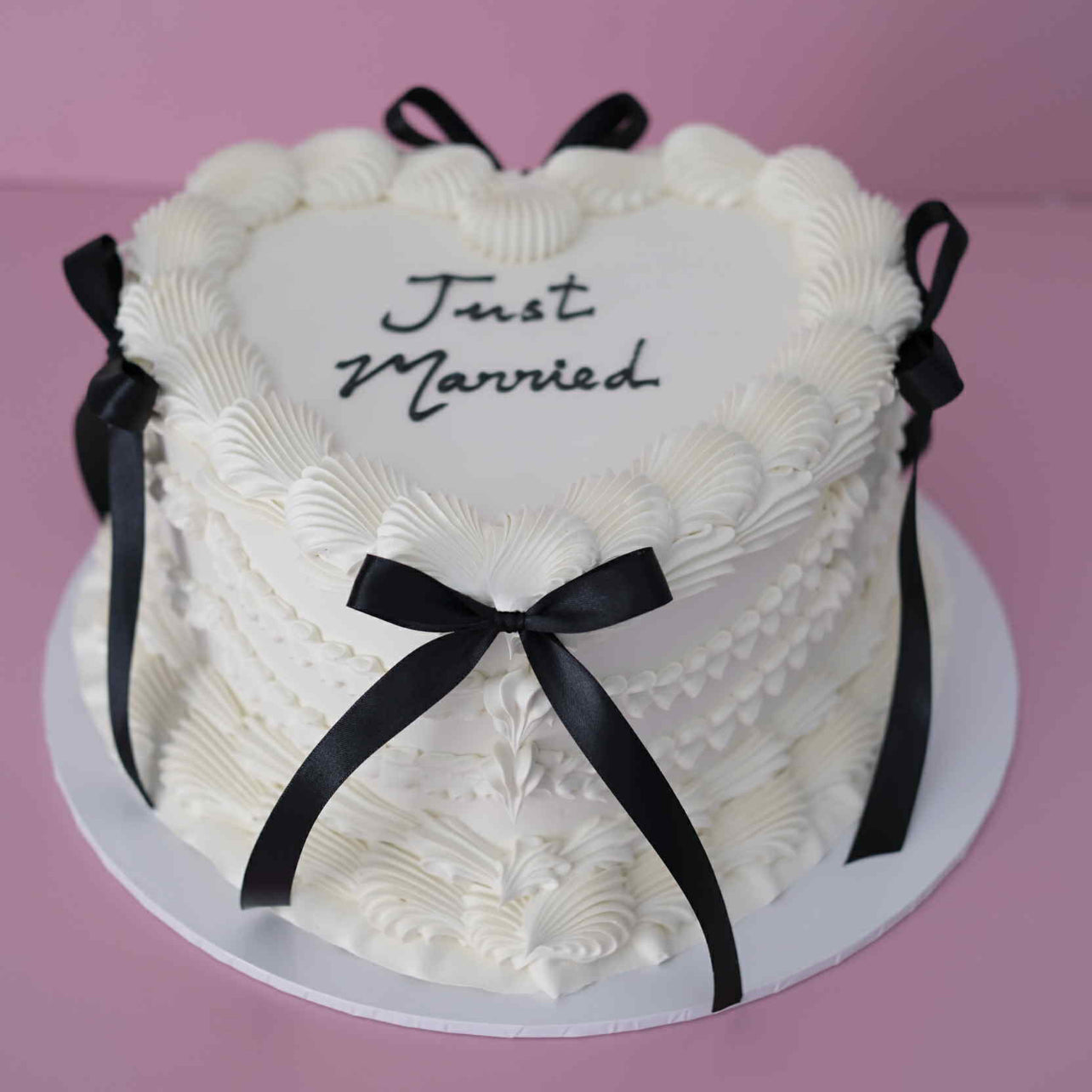 Double Ruffle Vintage Heart Coquette Cake | Monochrome