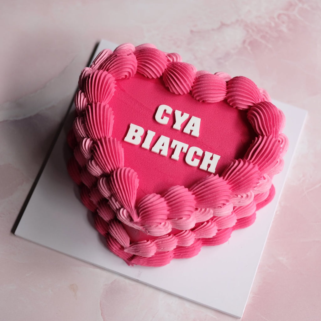 Basic Vintage Heart Cake | Polychrome