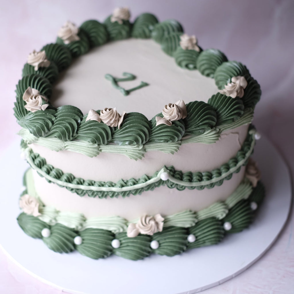 Vintage Heart Cake | Rosette & Pearls