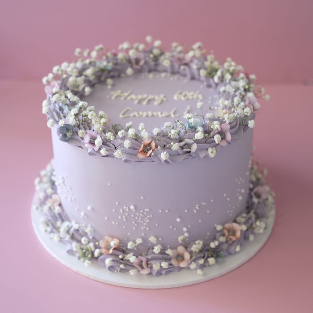 Enchanted Round Vintage Cake