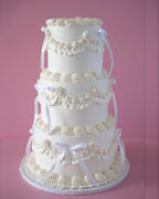Signature Round Vintage Cake | 3 Tiers & Coquette / MONOCHROME