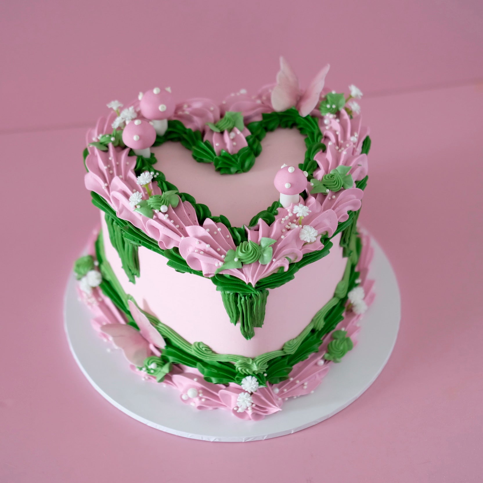 Vintage Heart Cake | Fairy Theme