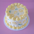 Lemon Squeezy | Vintage Round Doodle Cake
