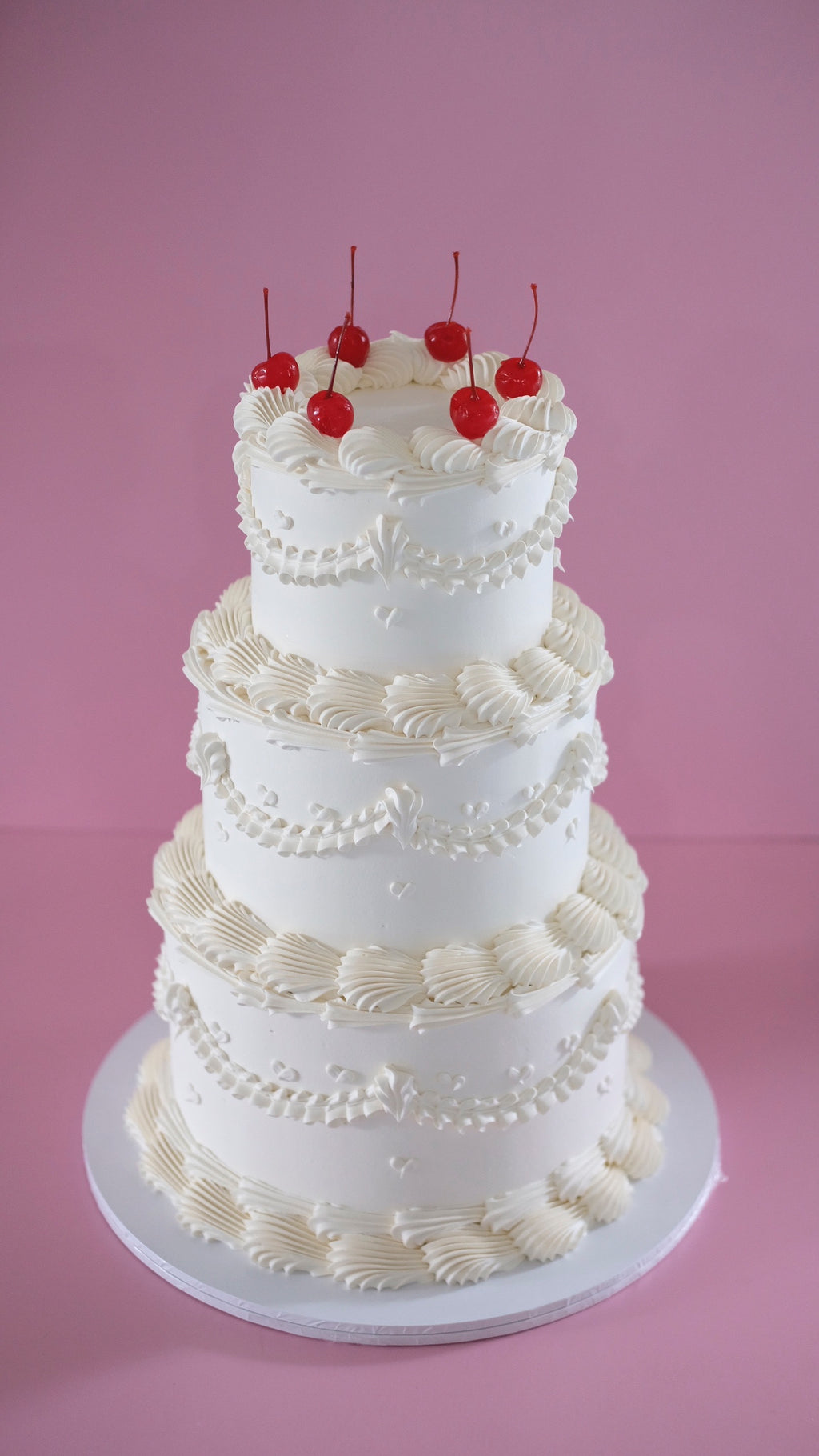 Classic Mini Hearts Cherry Round Vintage Cake | 3 Tiers / MONOCHROME